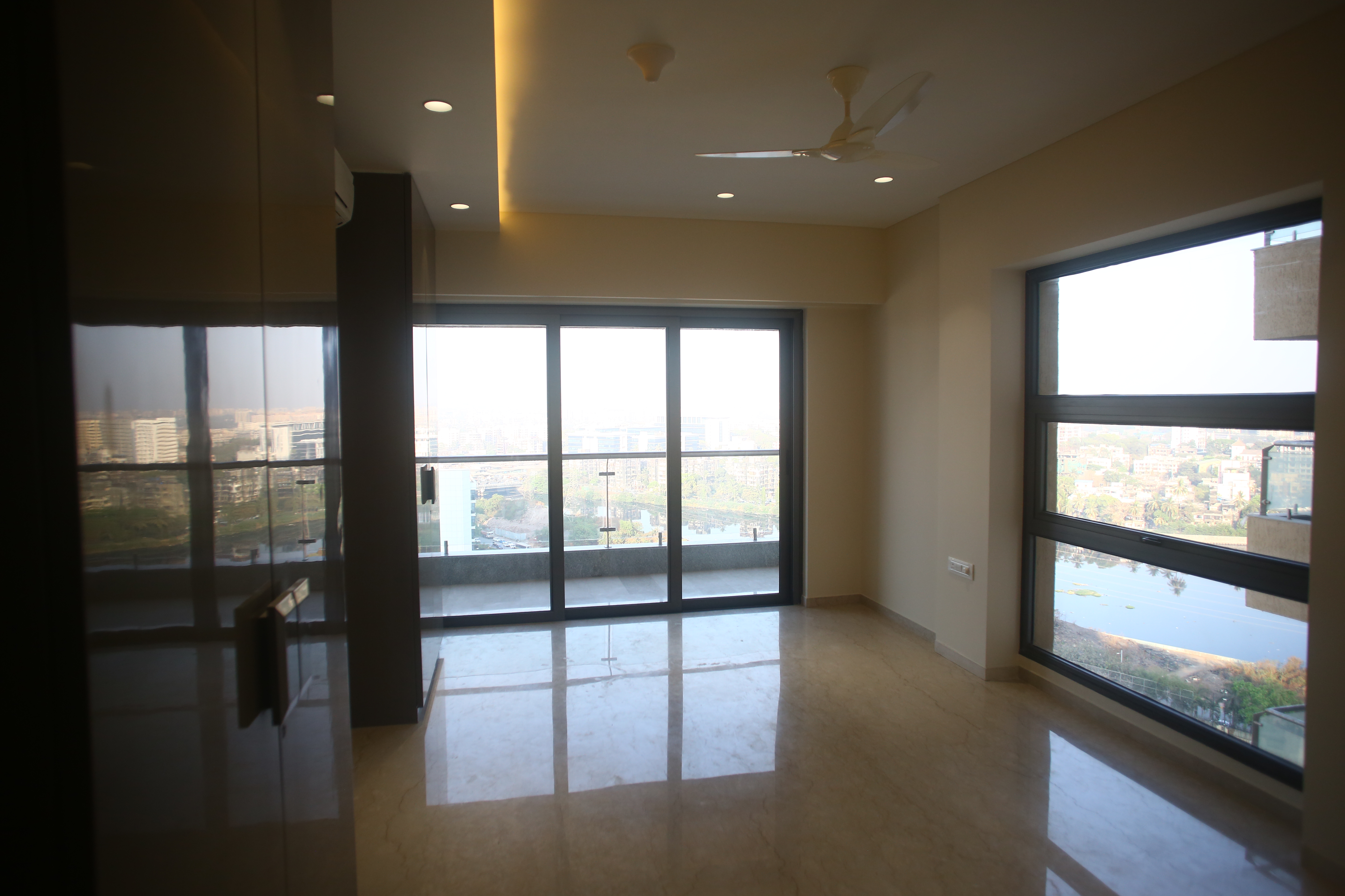 Cam45627 - Signia Isles, Bandra East