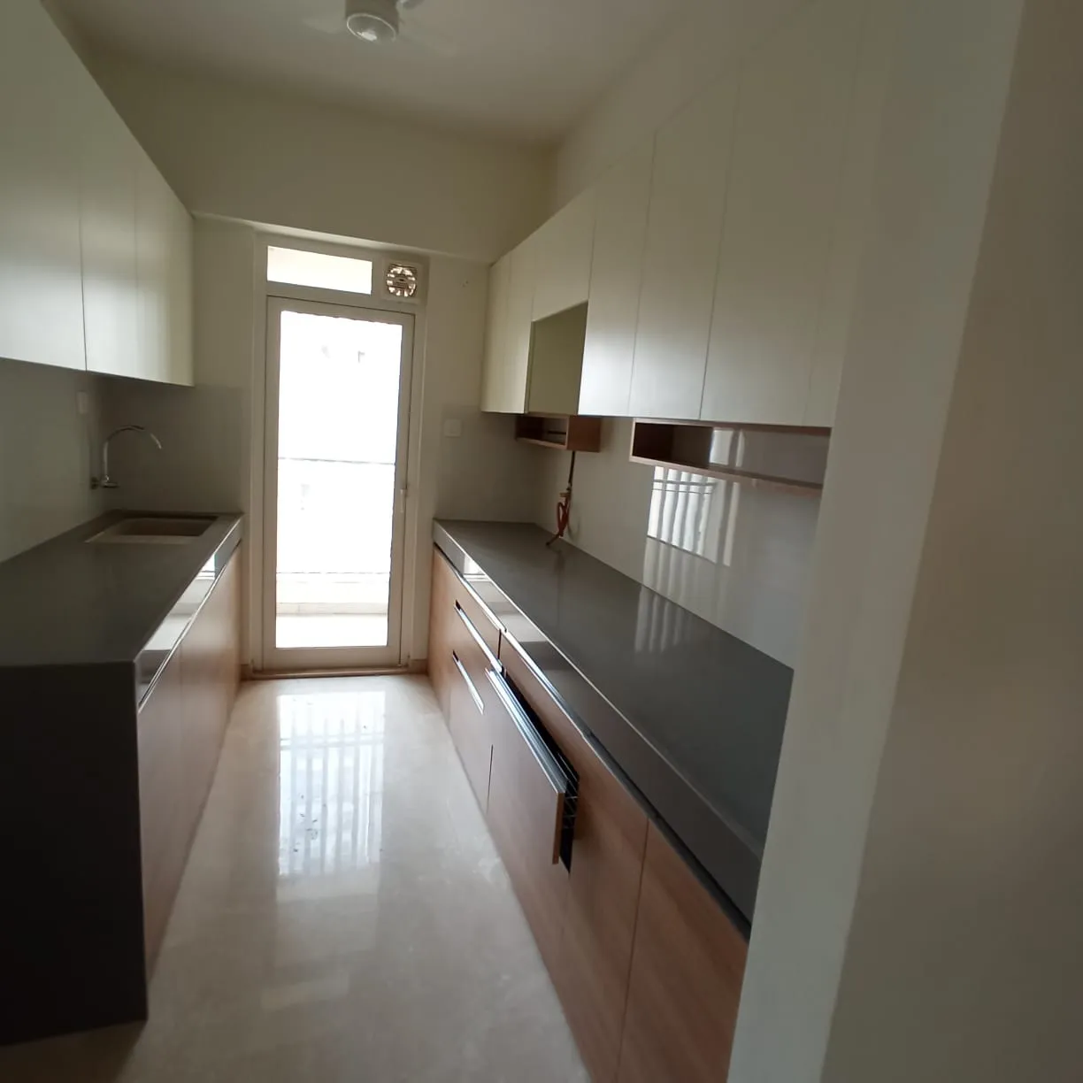 3½ BHK Flats for Sale in Godrej Trees, Vikhroli