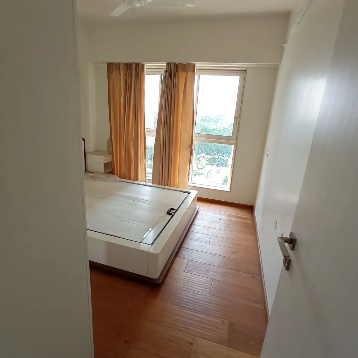 3½ BHK Flats for Sale in Godrej Trees, Vikhroli