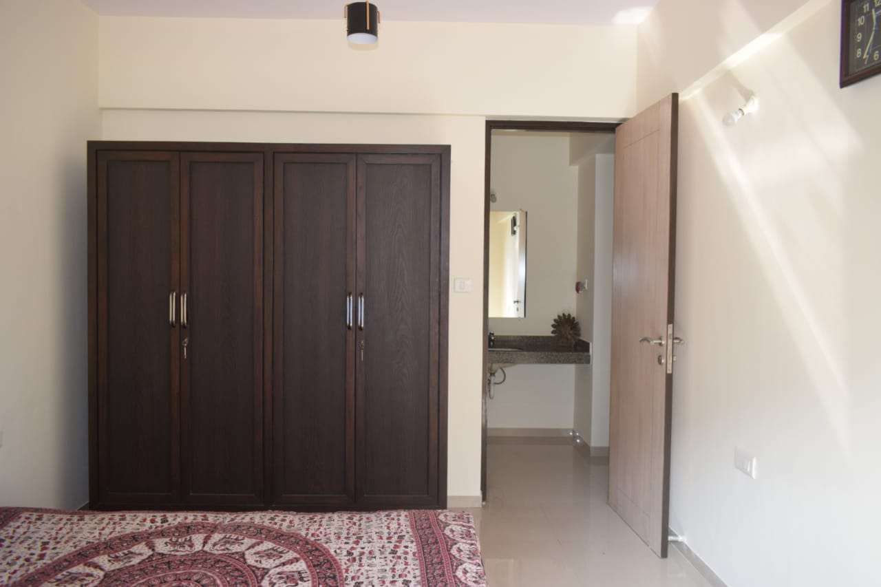 3 Kalpataru Sparkle, Bandra East — for Sale — photo 9