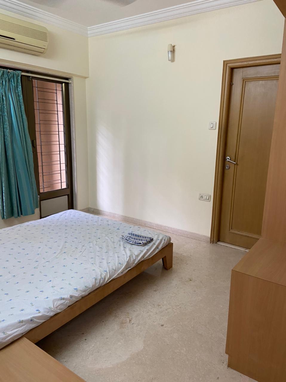 3 BHK Saidhan Infinity, Khar West — for Rent — photo 5