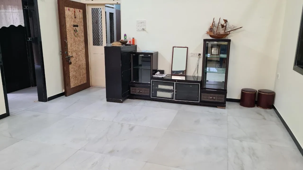 2½ BHK Flats on Rent in Sea Breeze, Santacruz West