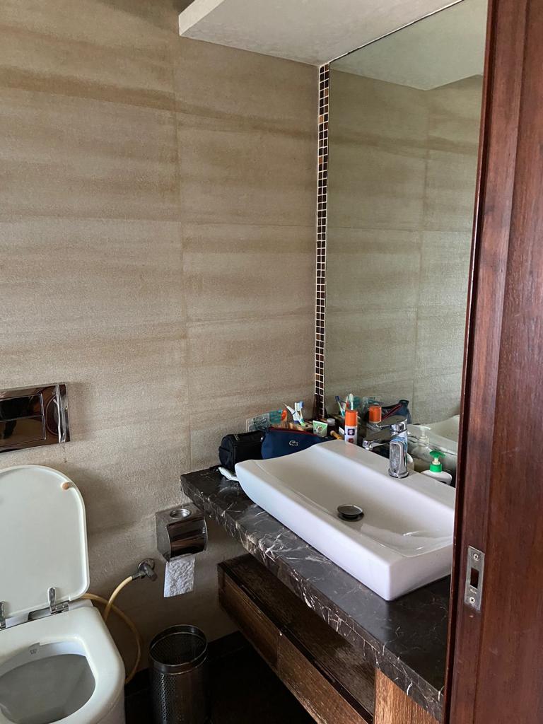 4 - Elco Residency, Bandra West