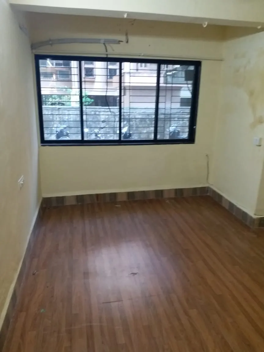 2BHK Flats for Sale in Girnar Society, Santacruz West