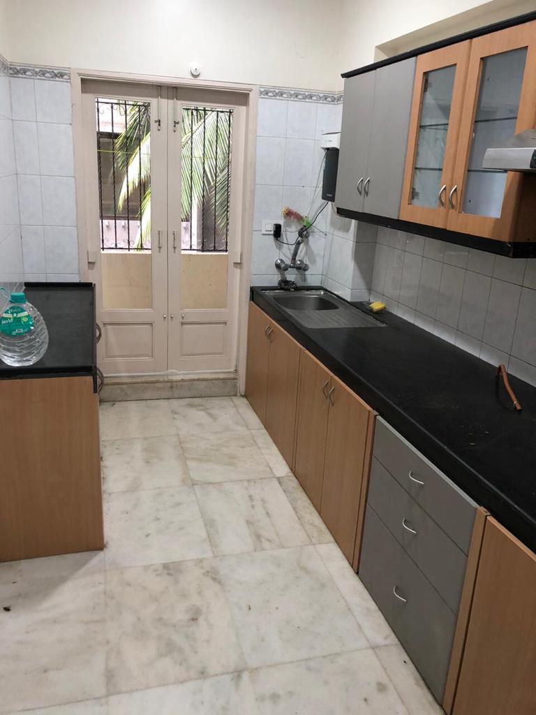 3 BHK Flats on Rent in Villa Rosa, Bandra West