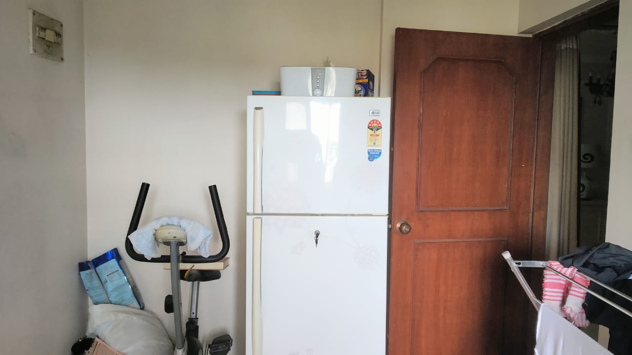 Building - Continental Tower, Bandra West