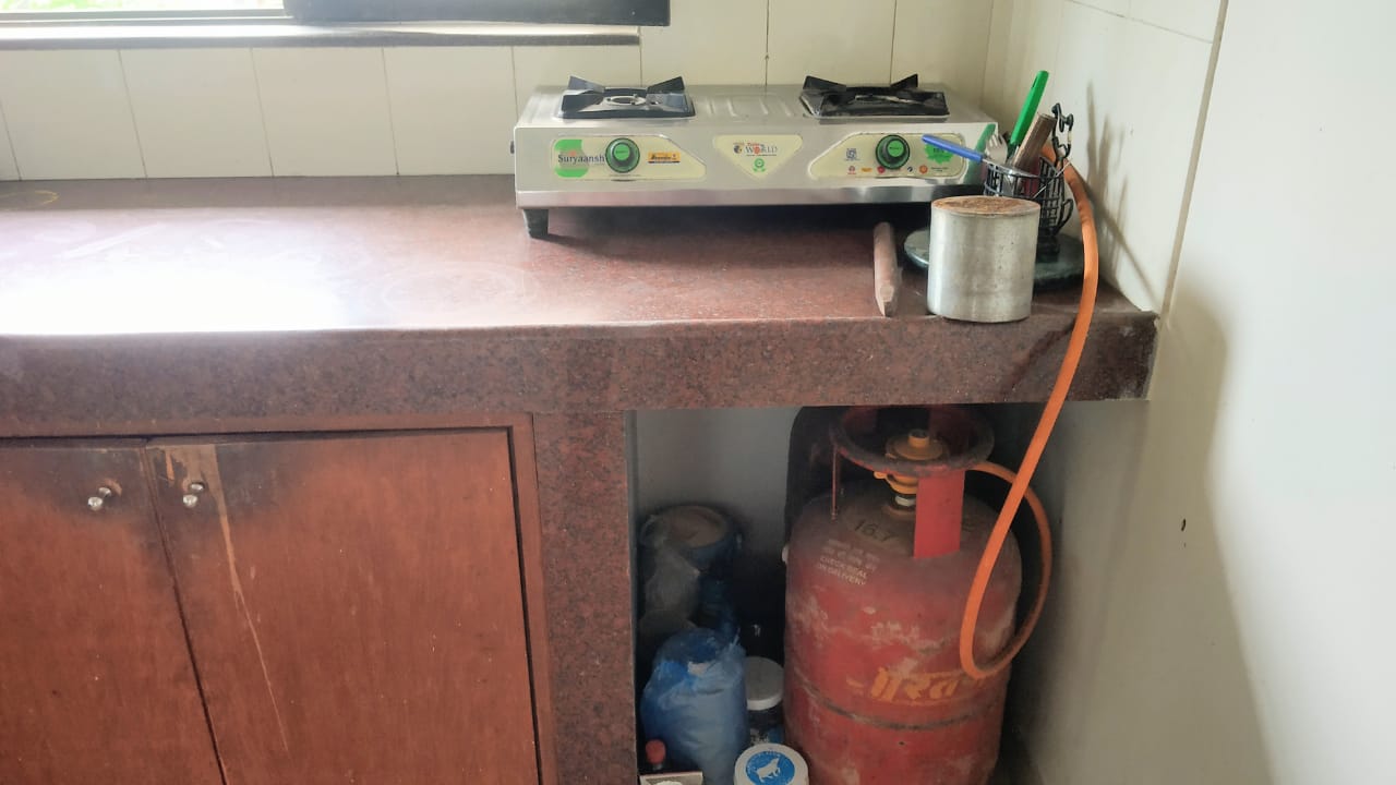 Building2 - Continental Tower, Bandra West