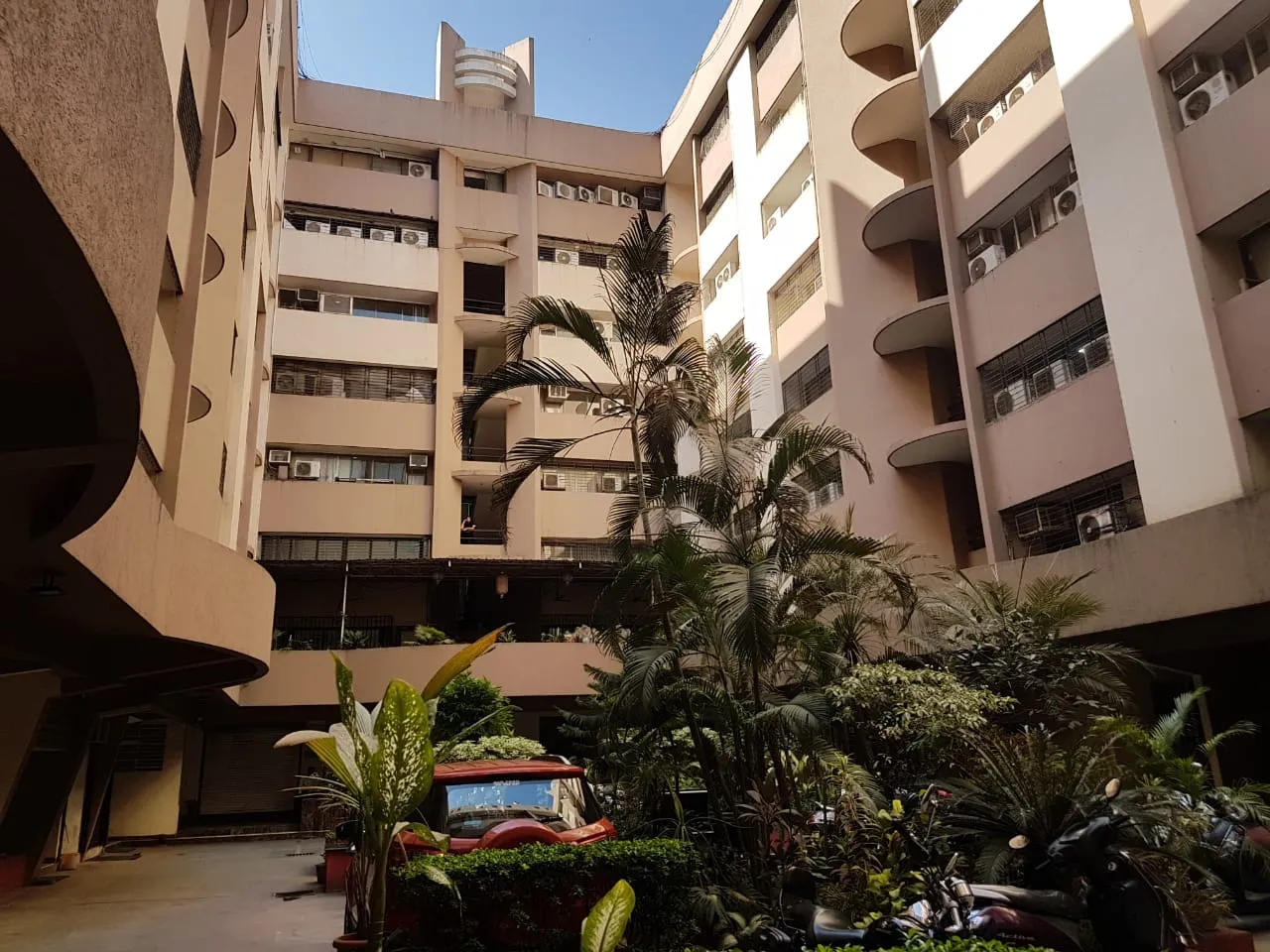 Office Space Fully Furnished in Remi Biz Court , Andheri West