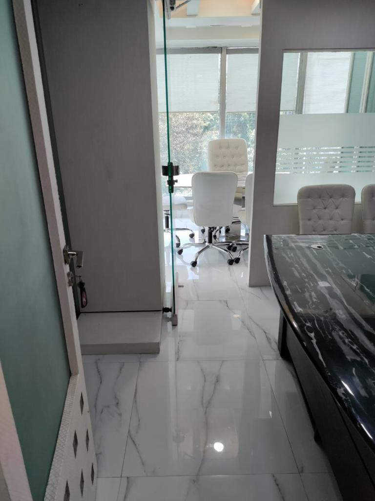 14 - Makhija Arcade, Khar West