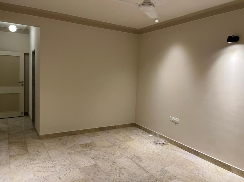 12 - Green Acres, Andheri West