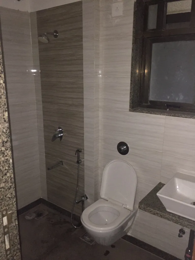 2 BHK Flats for Sale in Neminath Imperia, Andheri West