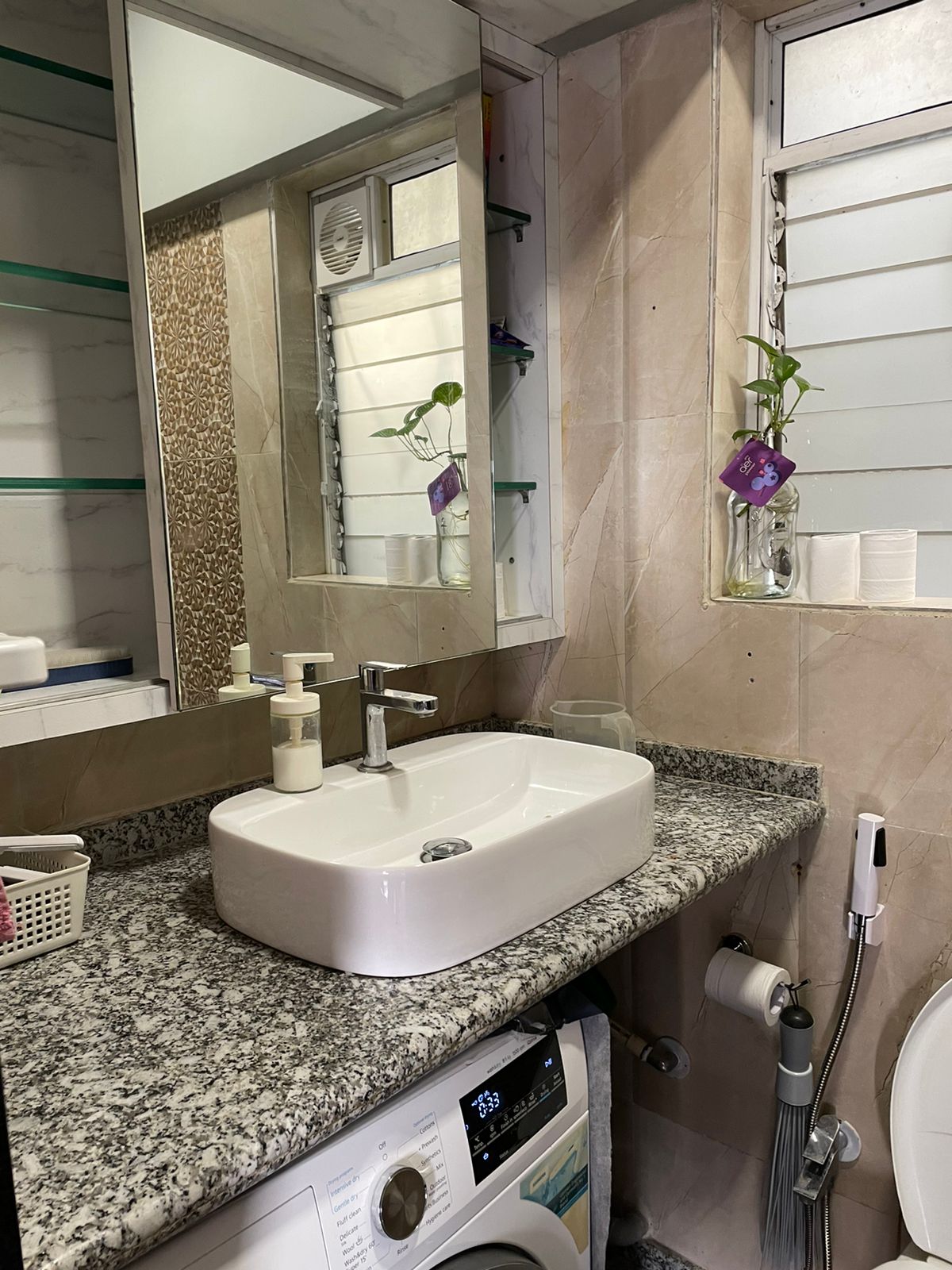 25 - Dlh Darpan, Andheri West