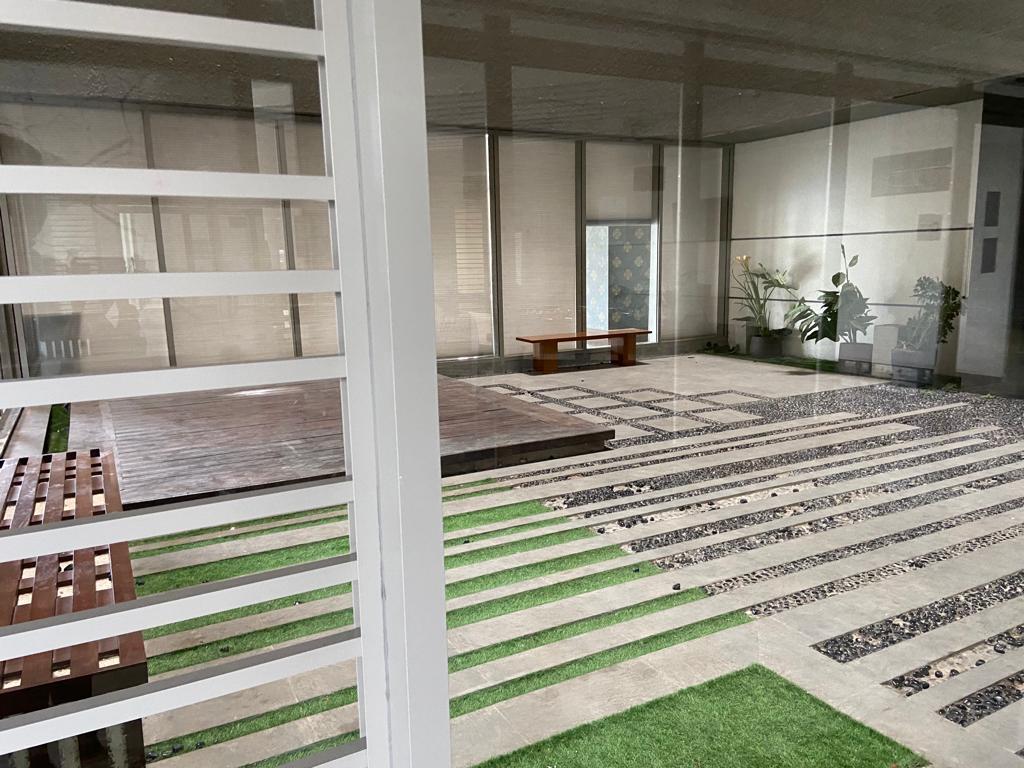 15 - Adani Western Heights, Andheri West