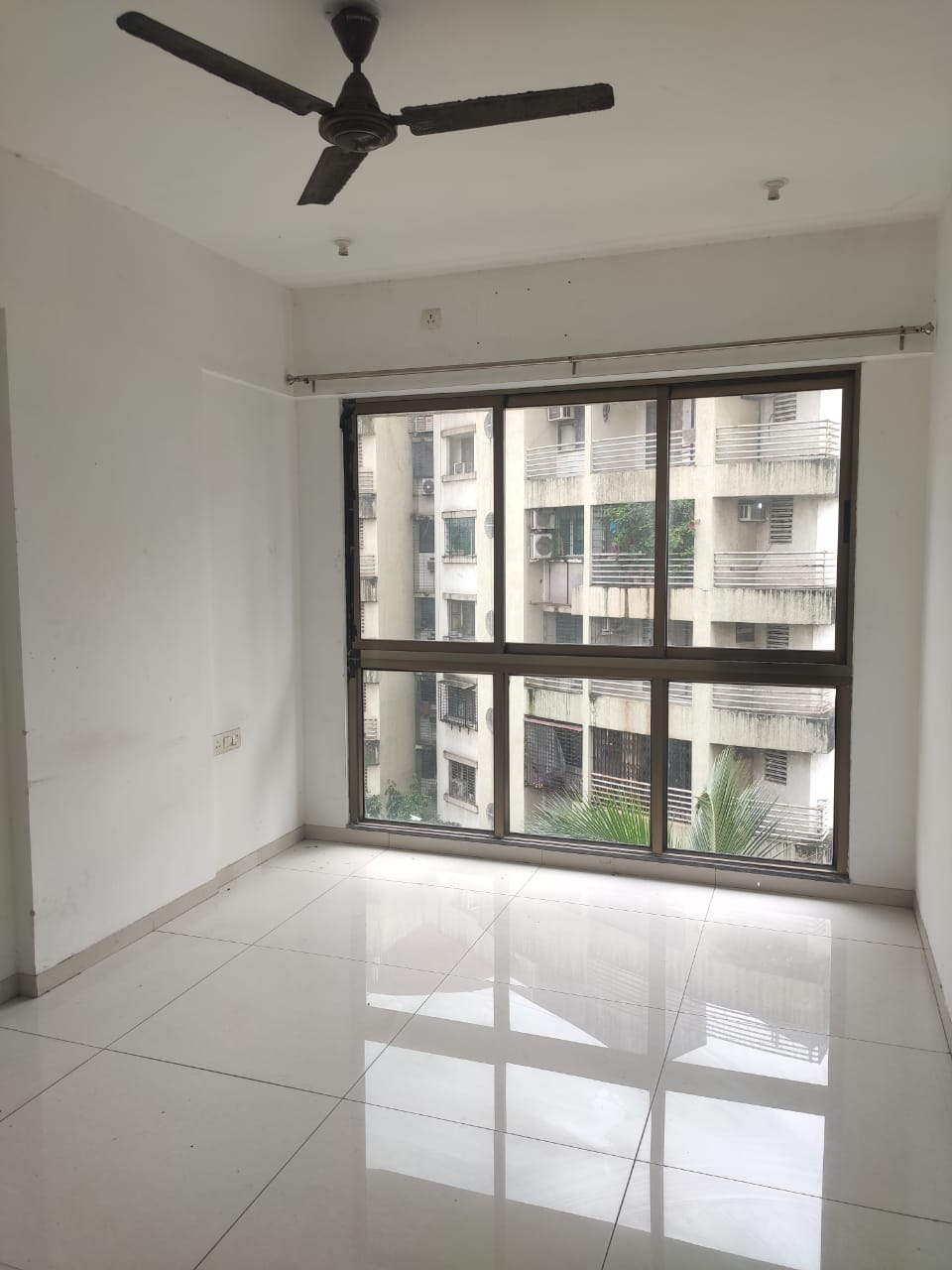 2½ BHK Un Furnished in Runwal Elina , Andheri East