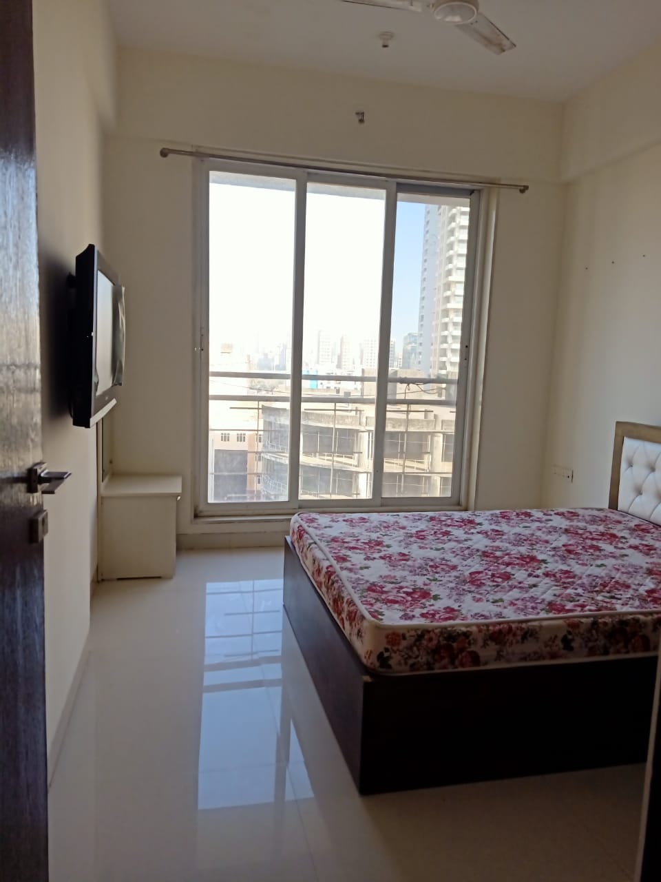 7 - Itus, Andheri West