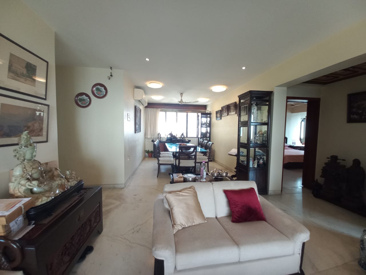 10 - Balmoral Hall, Bandra West