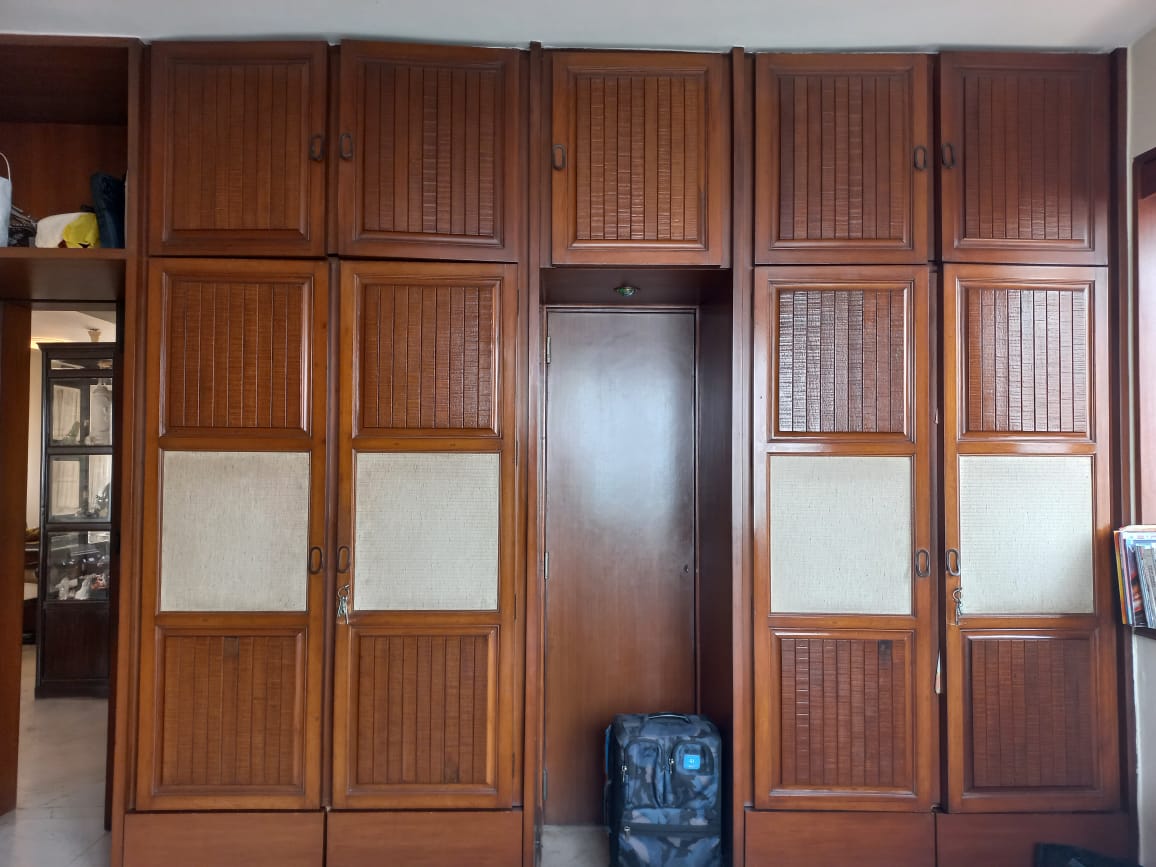 15 - Balmoral Hall, Bandra West