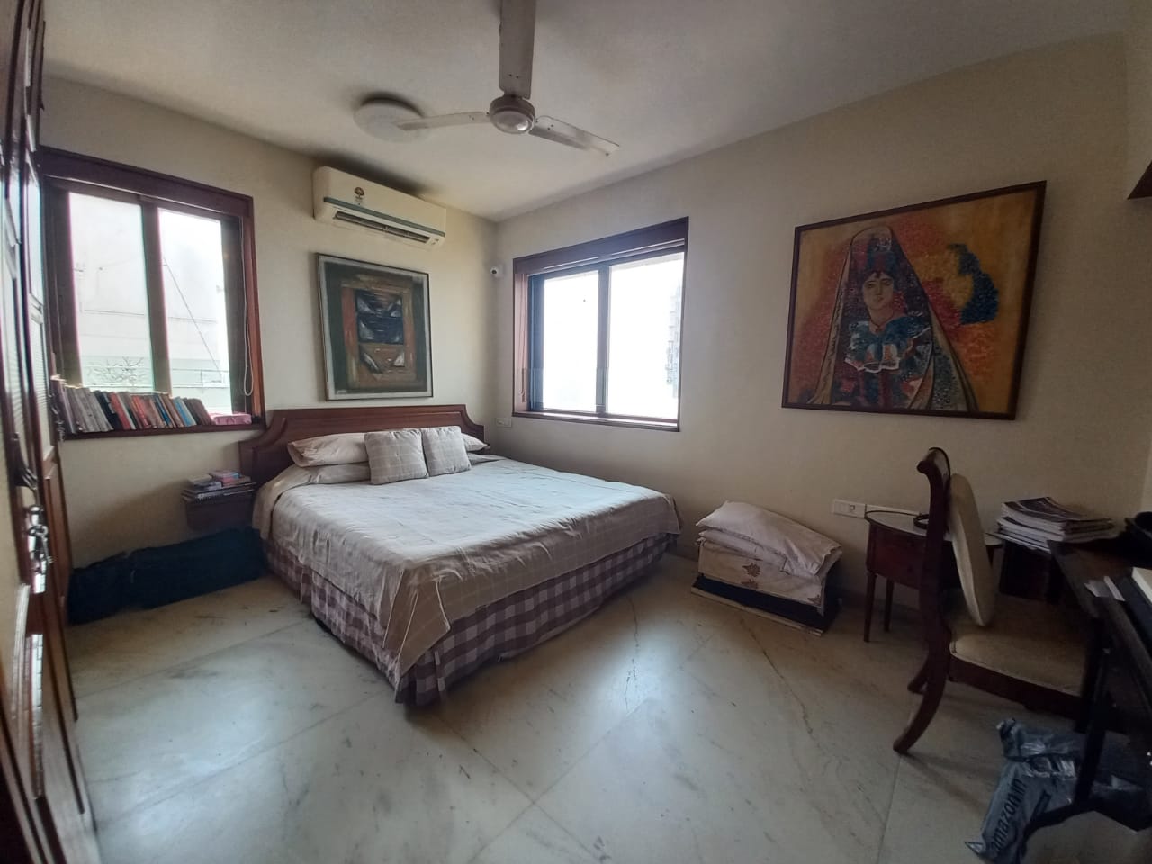 17 - Balmoral Hall, Bandra West