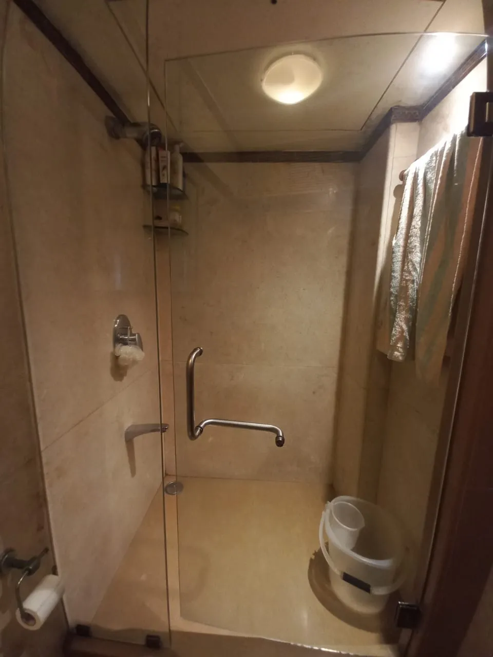 3 BHK Flats on Rent in Balmoral Hall, Bandra West