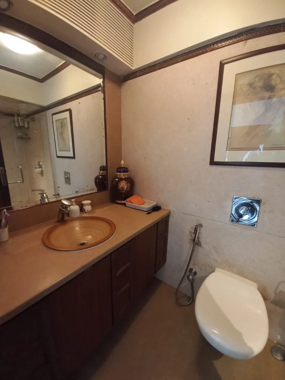 3 BHK Flats on Rent in Balmoral Hall, Bandra West