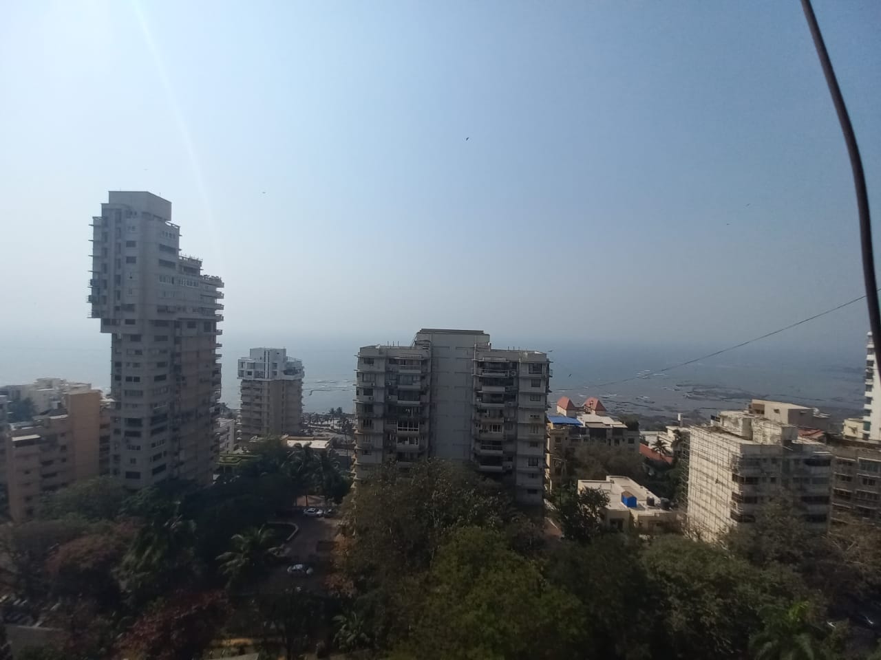 9 - Balmoral Hall, Bandra West