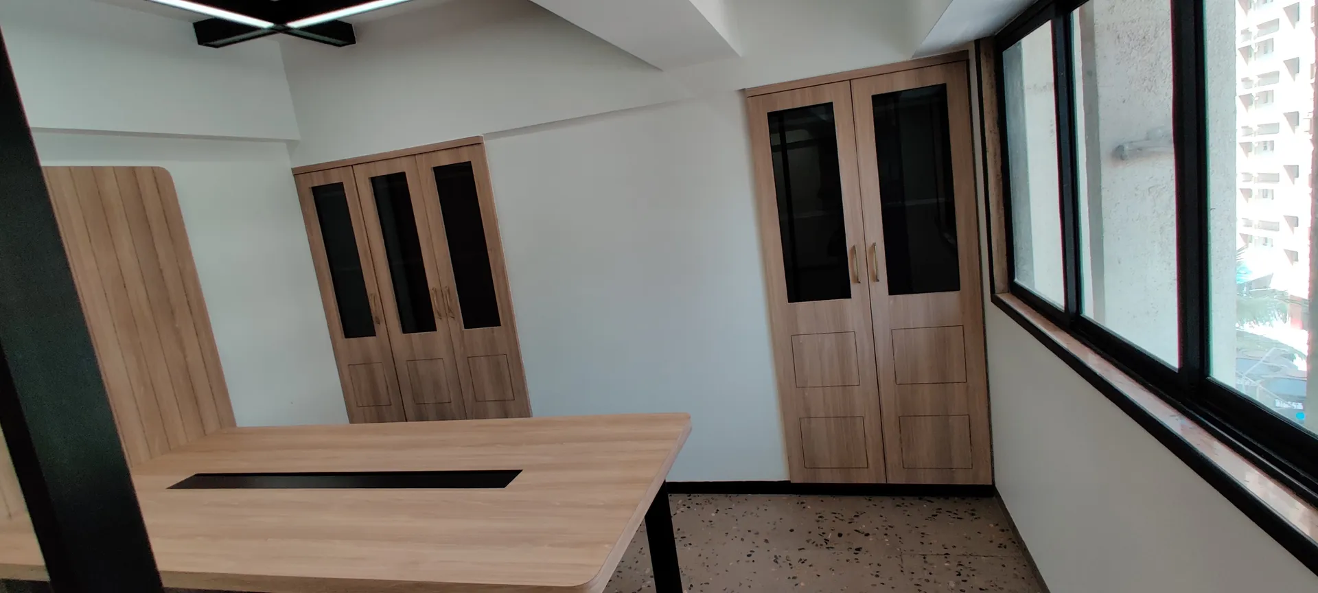  Offices on Rent in Regent Chambers, Nariman Point