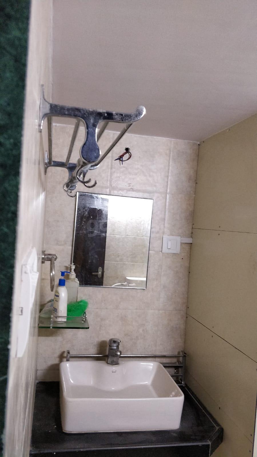 Master Bathroom - The Merryland, Goregaon West