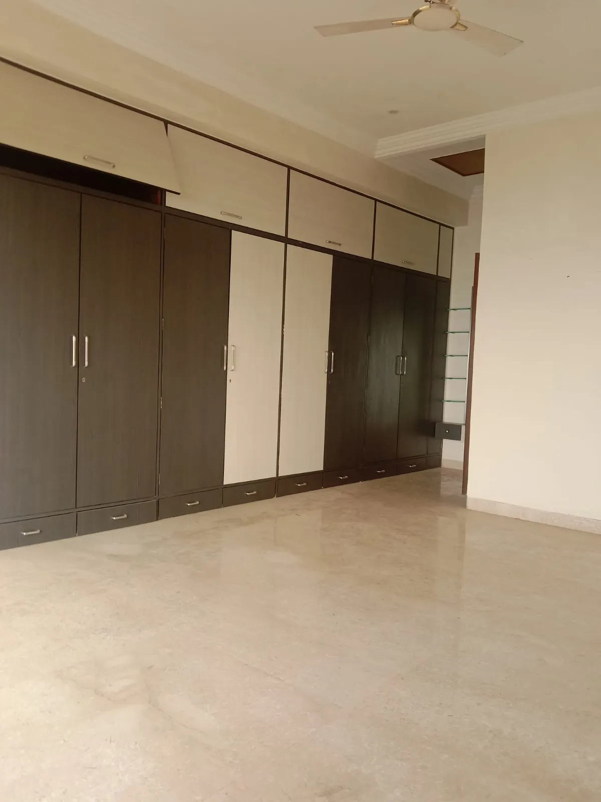 4 BHK Flats on Rent in Madhuli, Worli