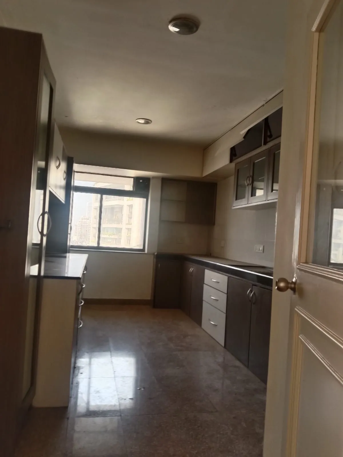 4 BHK Flats on Rent in Madhuli, Worli