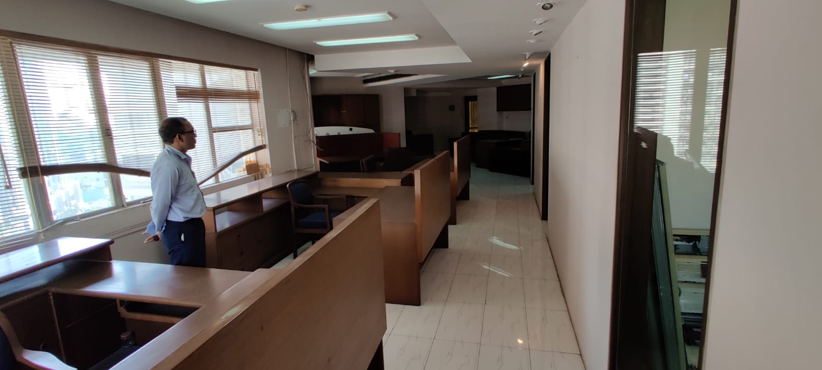 Office Maker Chambers VI, Nariman Point — for Rent — photo 2