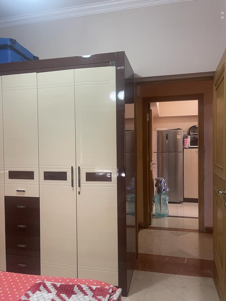 3 BHK Raheja Windermere, Andheri West — for Sale — photo 9