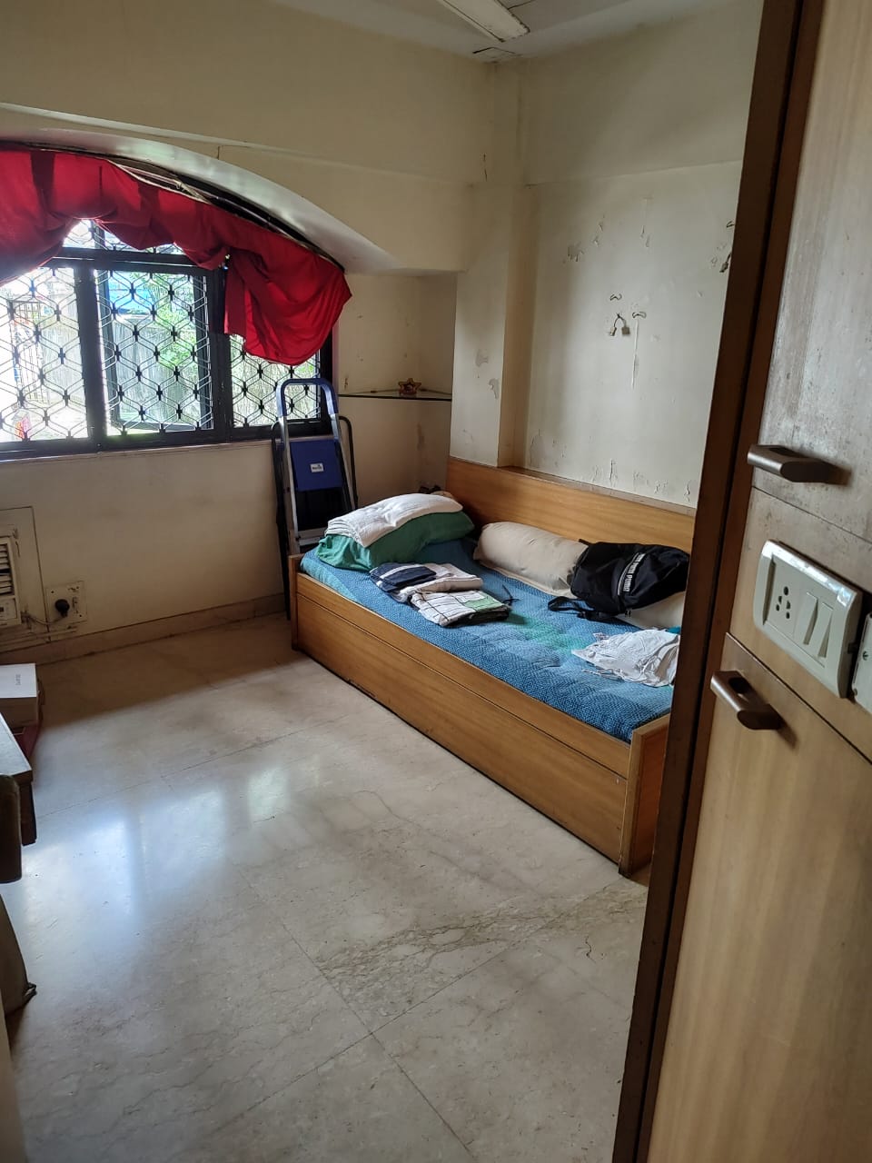 3 - Raja Windward Apartments, Bandra West