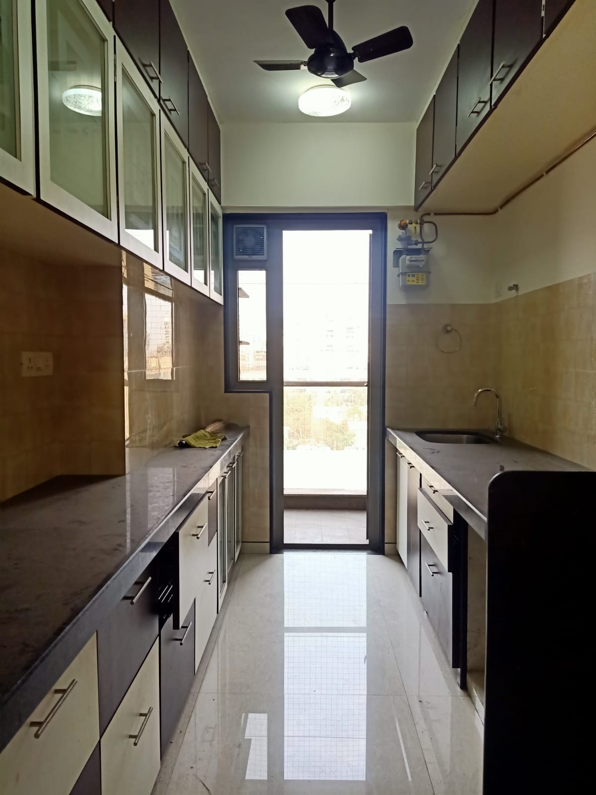 3 BHK Flats for Sale in Adani Western Heights, Andheri West