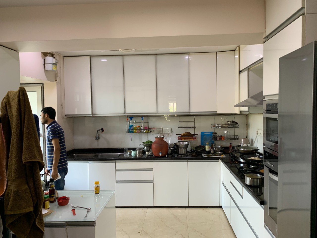 17 - Premium Tower, Andheri West