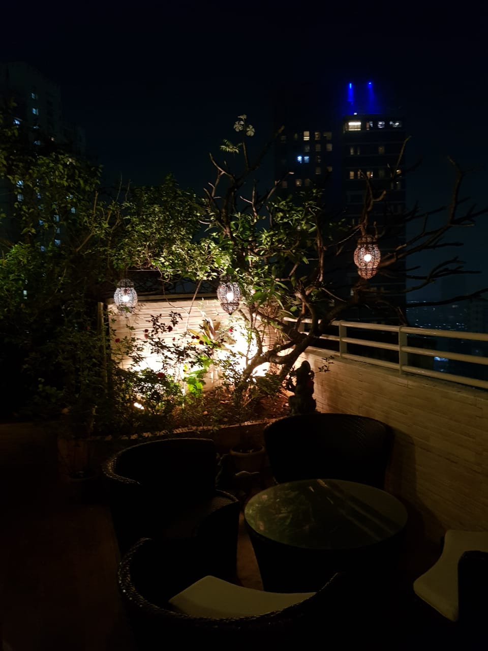 16 - Lady Ratan Tower, Worli