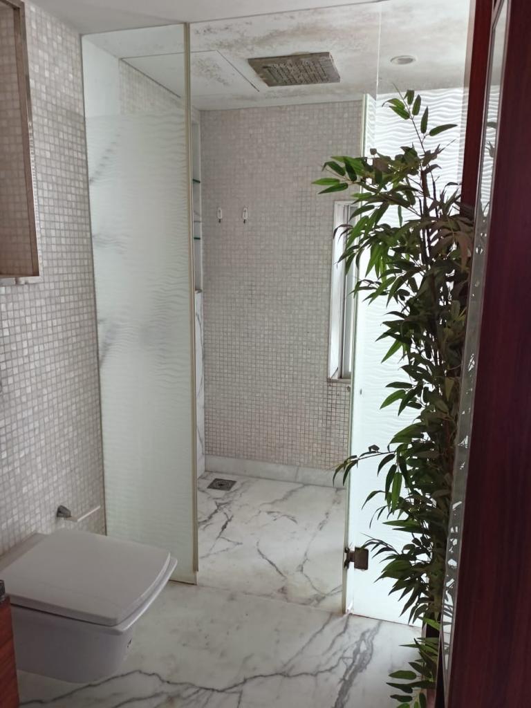 4 Oberoi Sky Heights, Andheri West — for Sale — photo 11