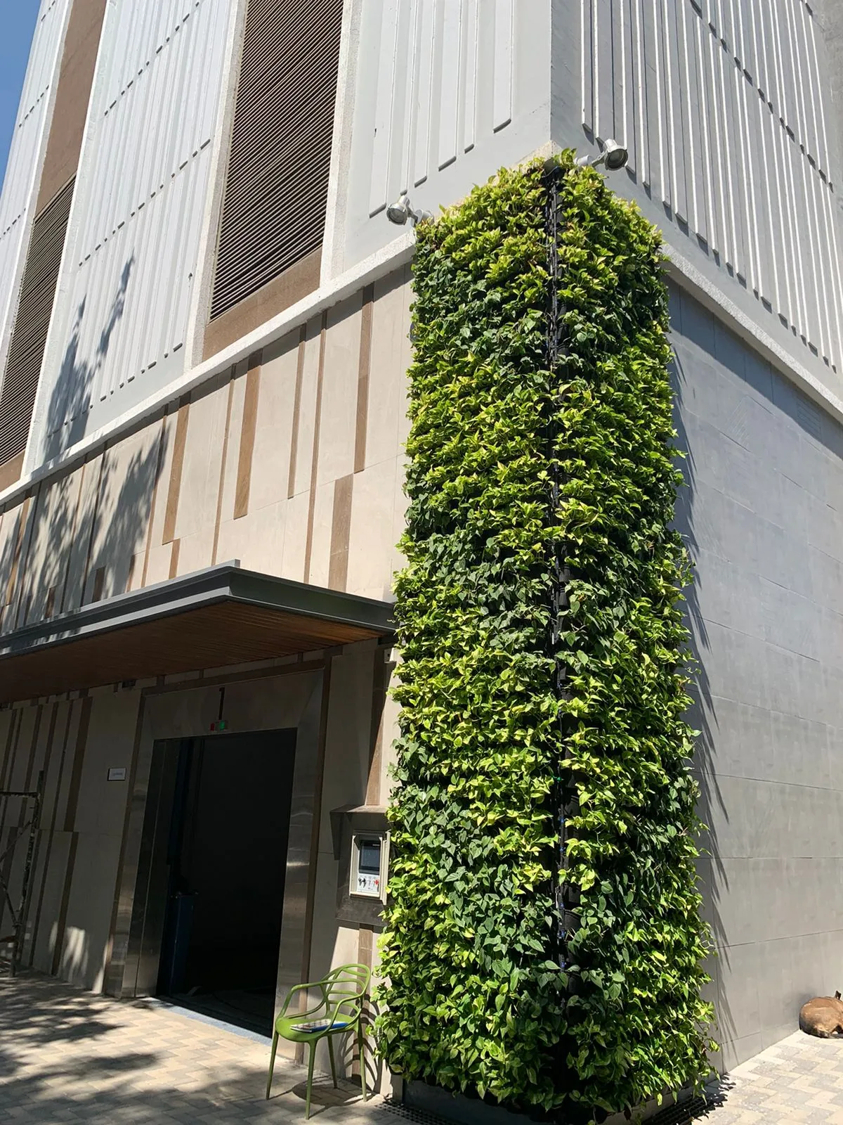 2 BHK Flats for Sale in Wadhwa Pristine, Matunga