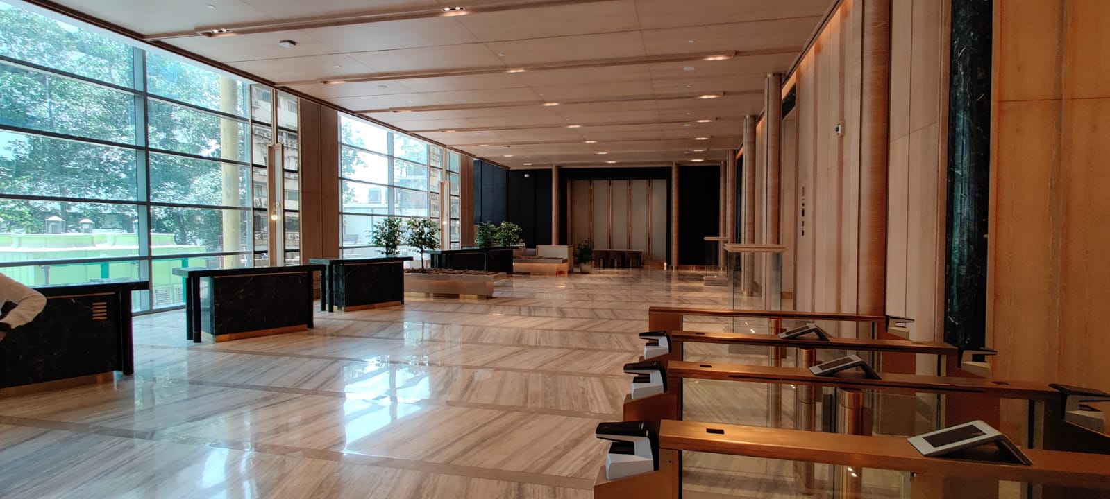 Office One Lodha Place, Lower Parel — for Rent — photo 6