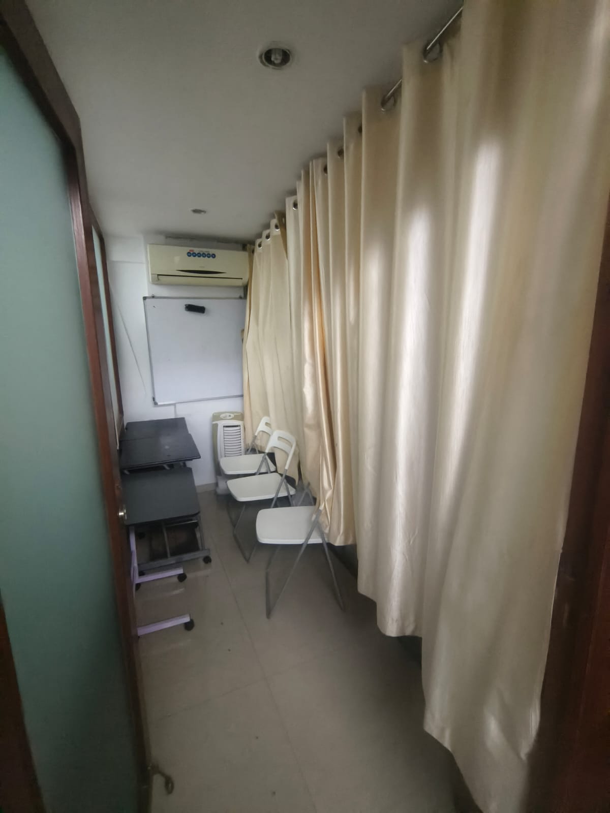 2 BHK Flats for Sale in Joshi Apartment, Bandra West