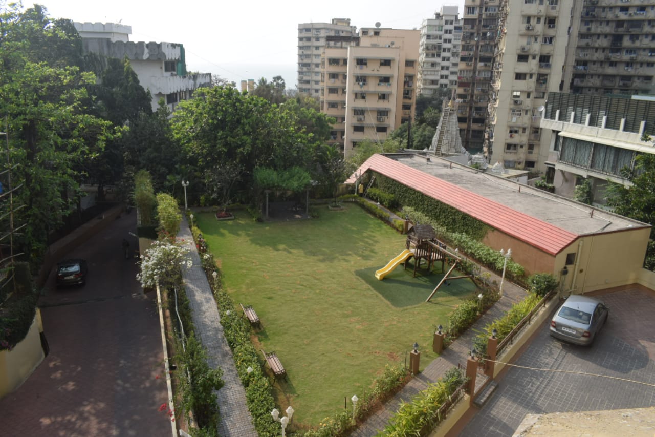 14 - Kalpataru Kshitij, Nepeansea Road