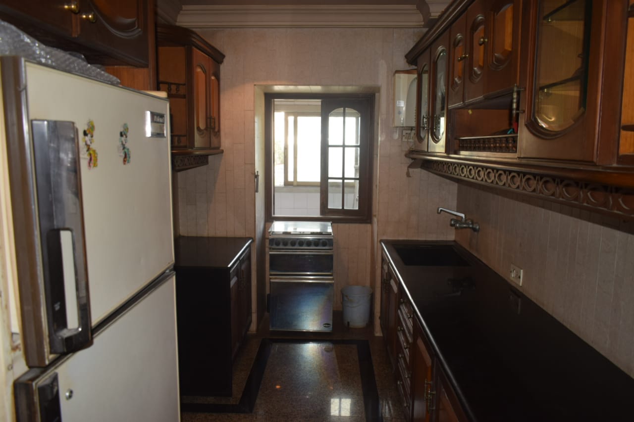 16 - Kalpataru Kshitij, Nepeansea Road