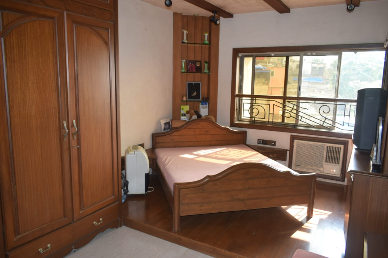 3 BHK Fully Furnished in Kalpataru Kshitij , Nepeansea Road