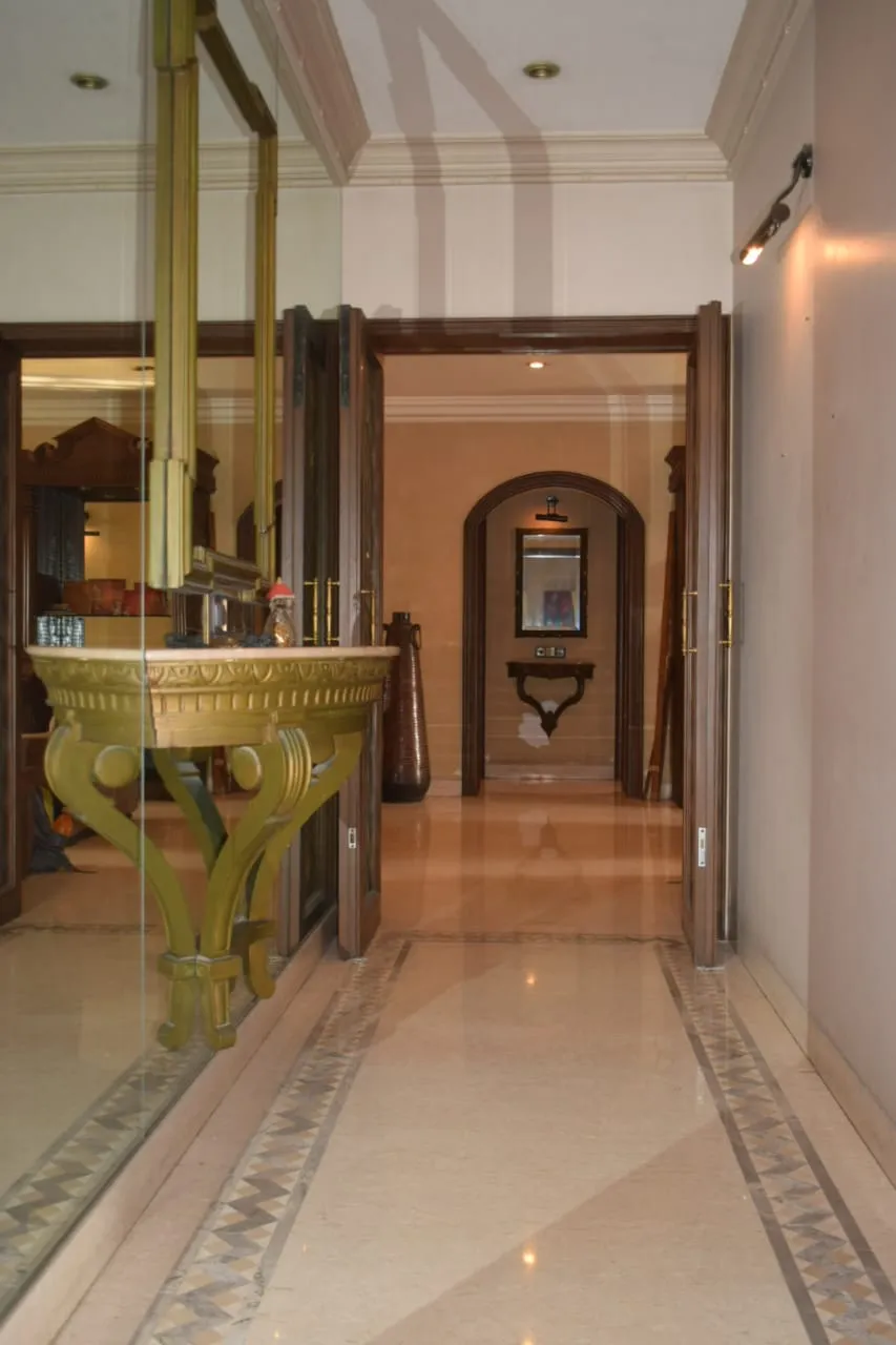 3 BHK Flats for Sale in Kalpataru Kshitij, Nepeansea Road