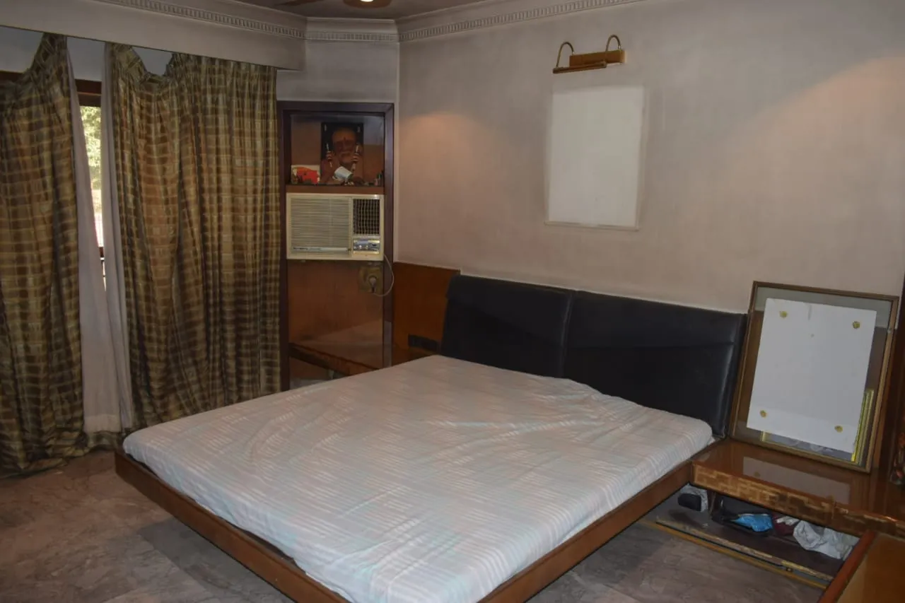 3 BHK Flats for Sale in Kalpataru Kshitij, Nepeansea Road