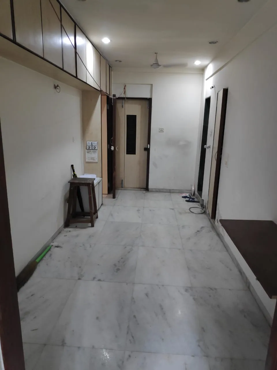 2 BHK Flats on Rent in Chandralok, Nepeansea Road
