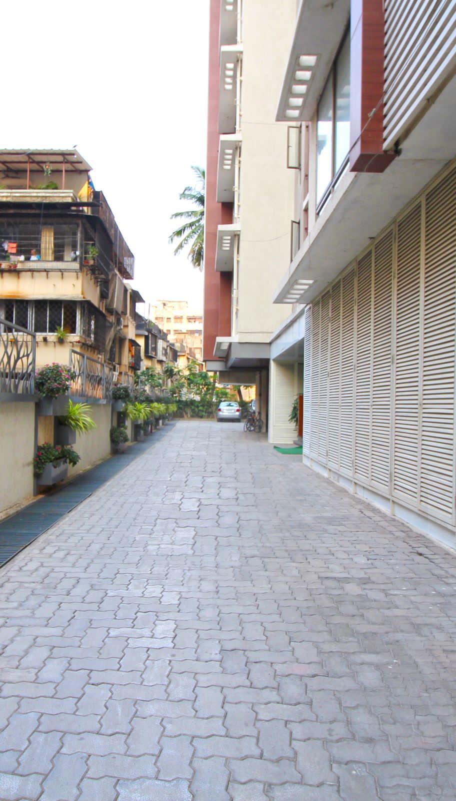 8 - Samyakth Bliss, Khar West