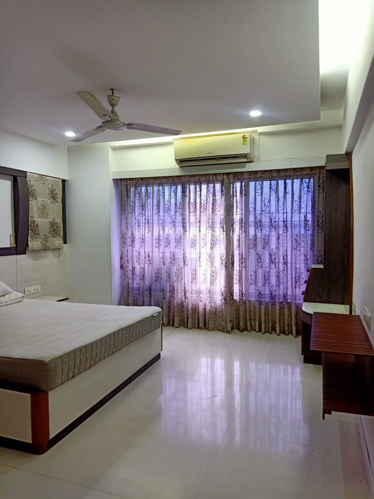 3 BHK Godrej Waldorf, Andheri West — for Sale — photo 3