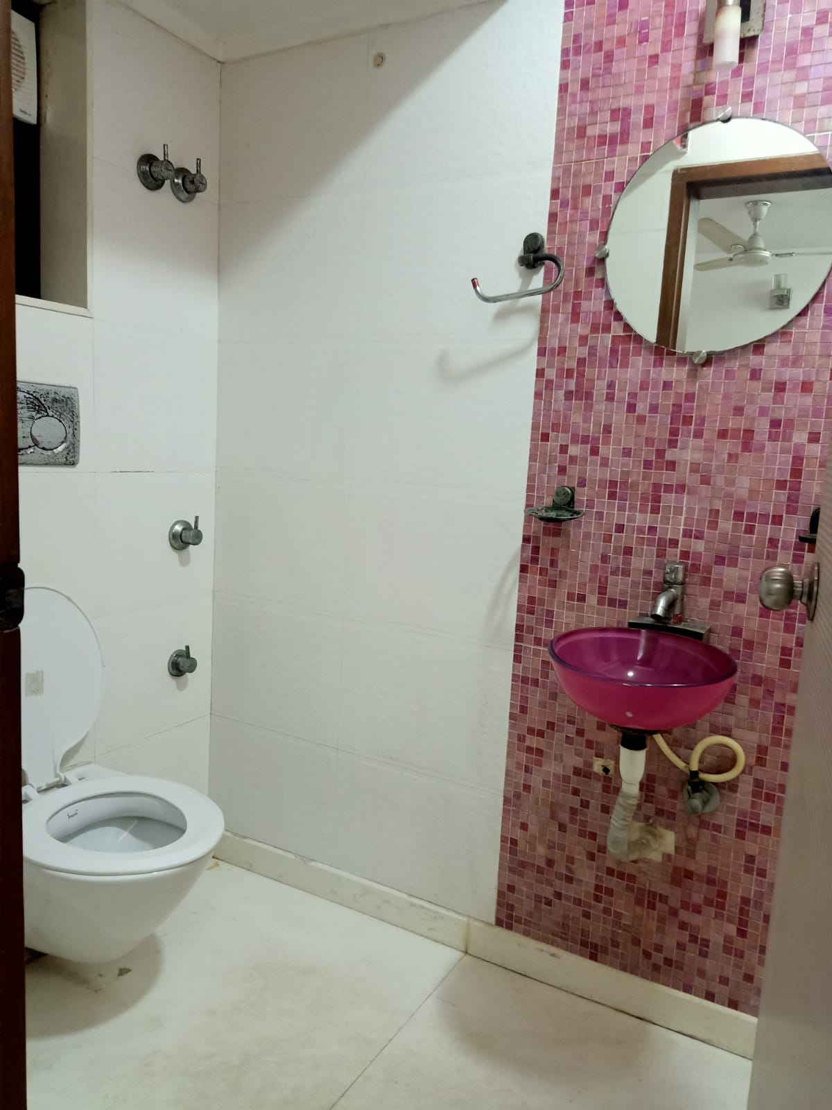 8 - Godrej Waldorf, Andheri West