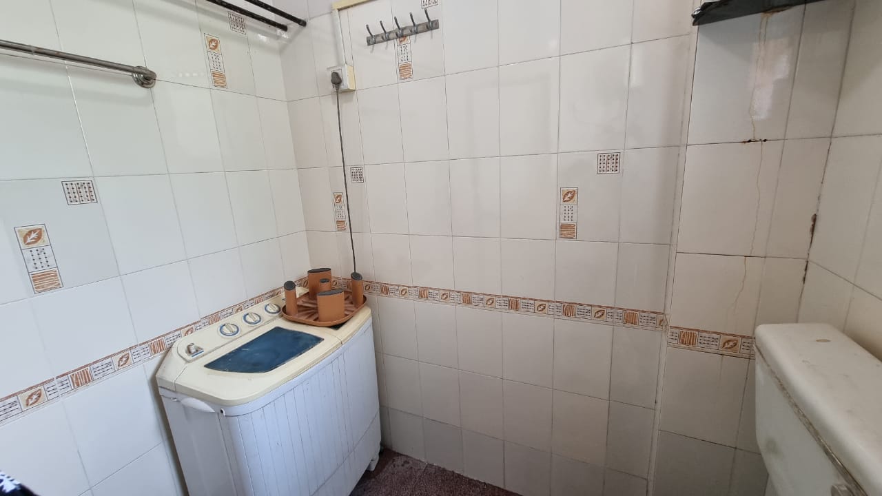 2 BHK Flats for Sale in Asma Palace, Bandra West