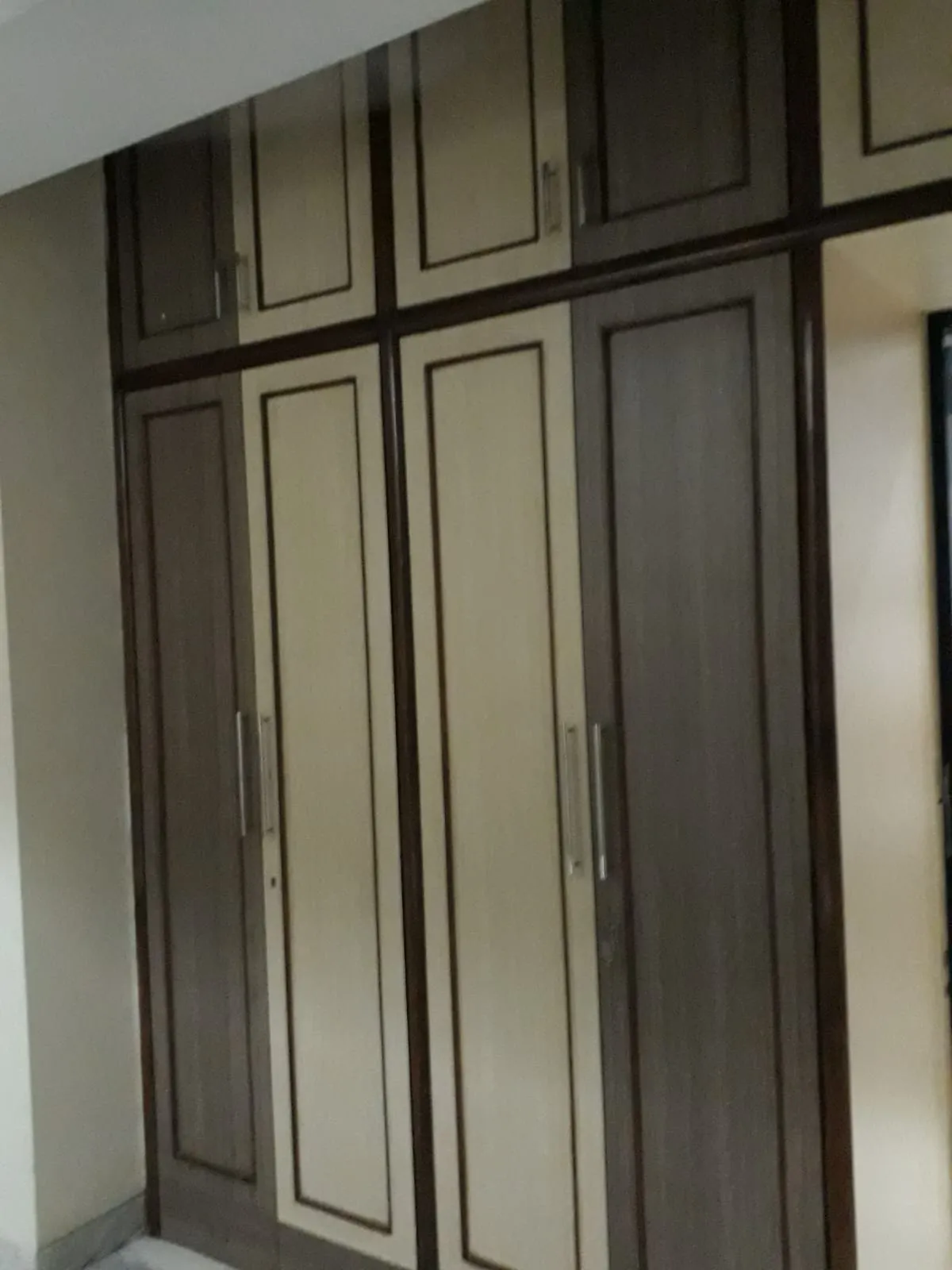 2 BHK Flats for Sale in Tulsi Mahal, Khar West